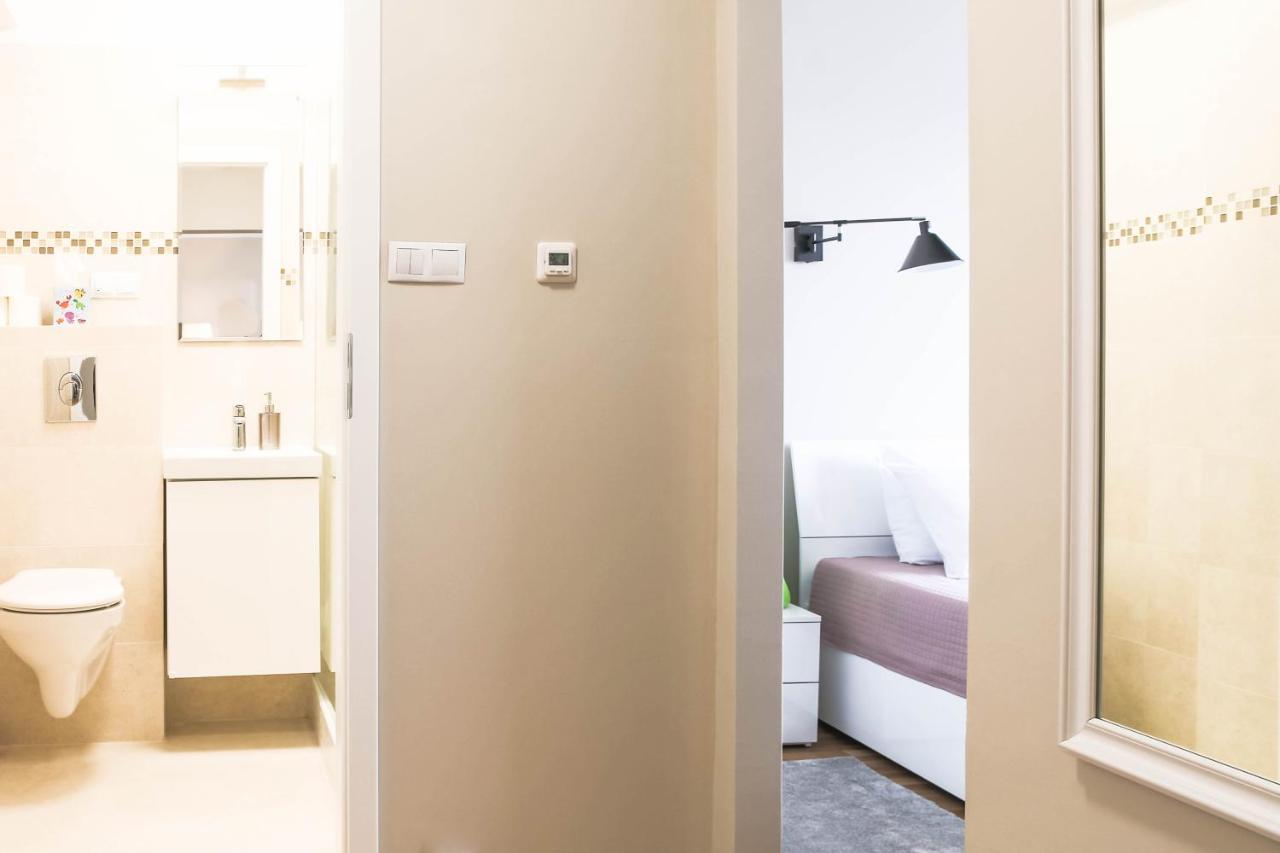Apartament Dziesiąte Piętro Poznań Zewnętrze zdjęcie