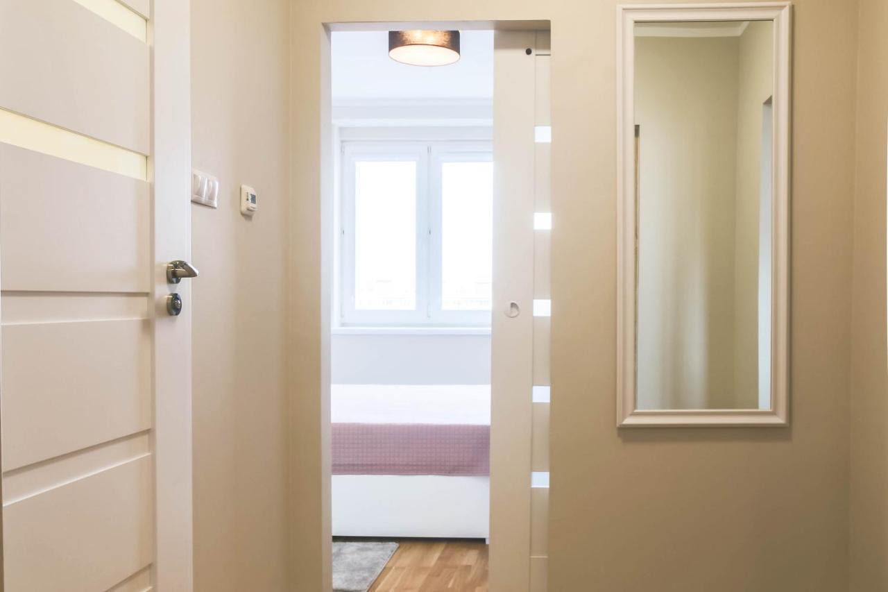 Apartament Dziesiąte Piętro Poznań Zewnętrze zdjęcie