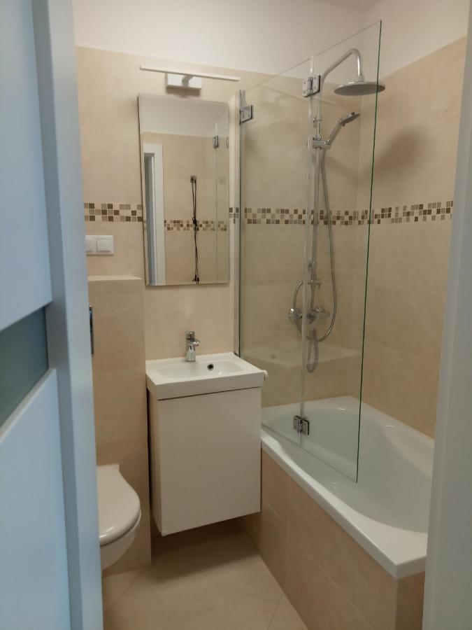 Apartament Dziesiąte Piętro Poznań Zewnętrze zdjęcie